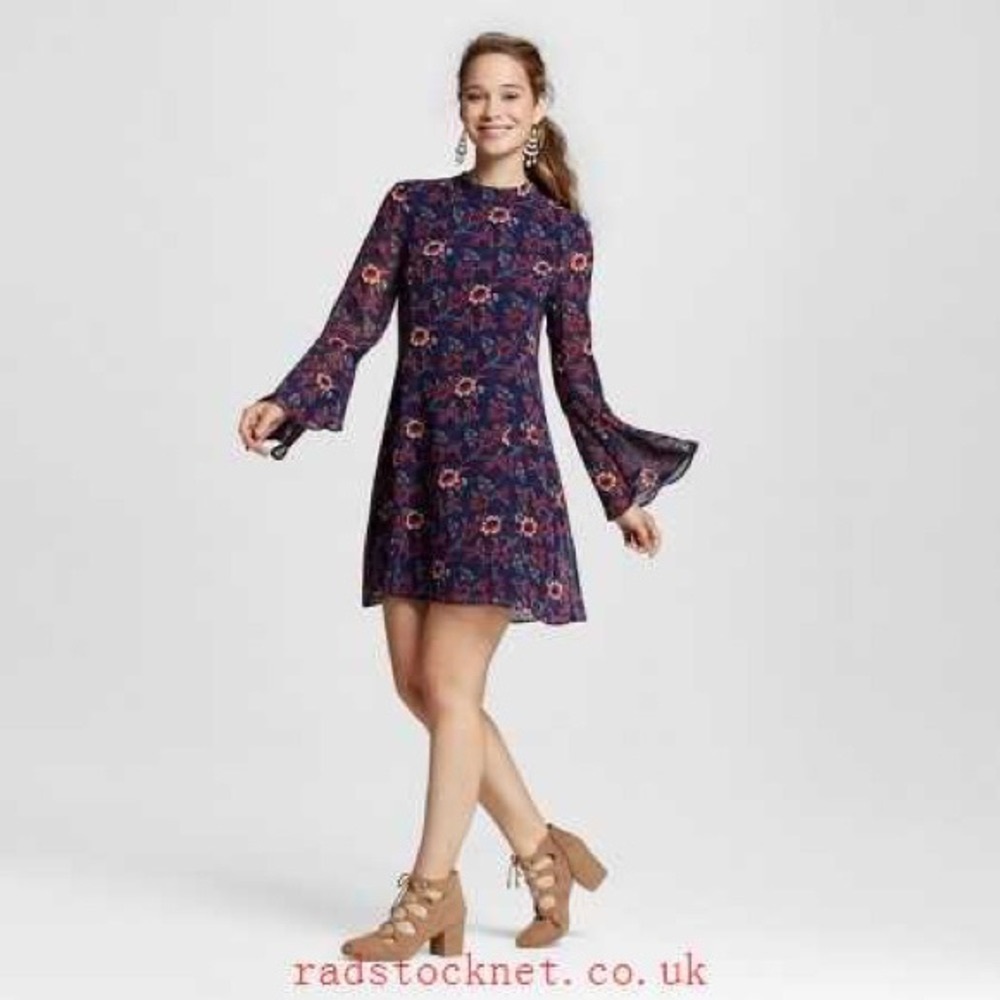 NWT Lots of love by speechless Navy floral dress
